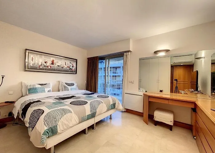 Apartment Croisette - 3 Pieces Cannes